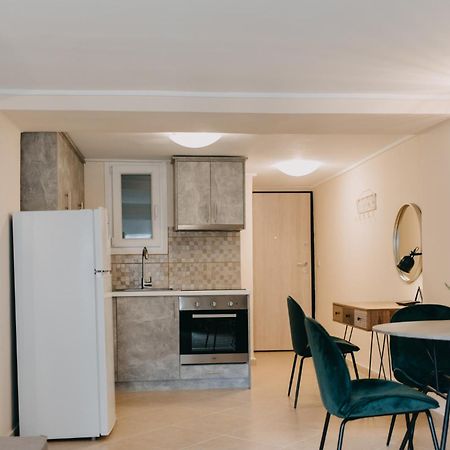 Best House, Central Luxury Apartment, Agiou Nikolaou, Patra Exteriör bild
