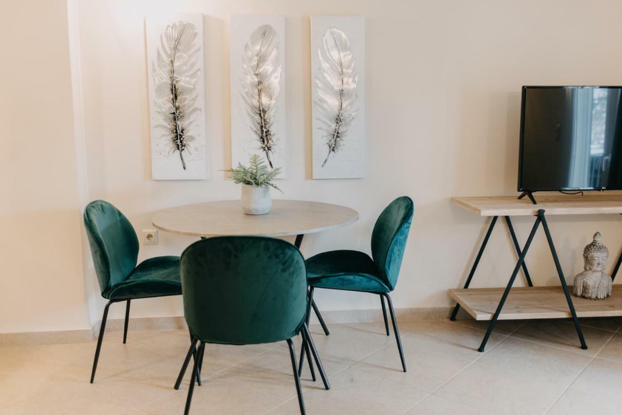 Best House, Central Luxury Apartment, Agiou Nikolaou, Patra Exteriör bild
