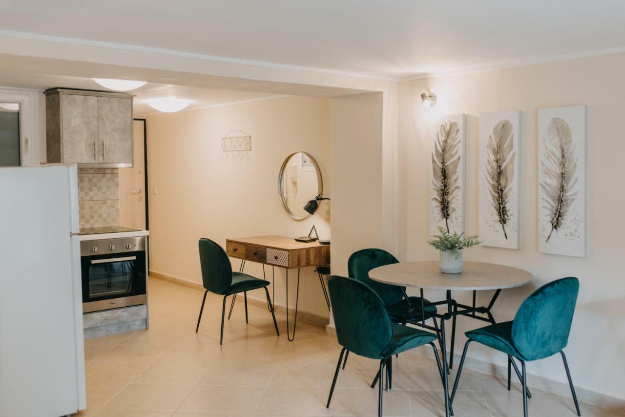Best House, Central Luxury Apartment, Agiou Nikolaou, Patra Exteriör bild